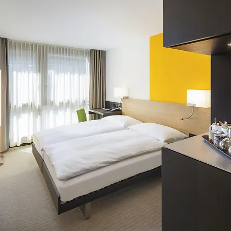 Züri By Fassbind Hotel 4*