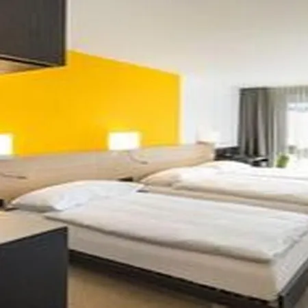 Züri By Fassbind Hotel 4*