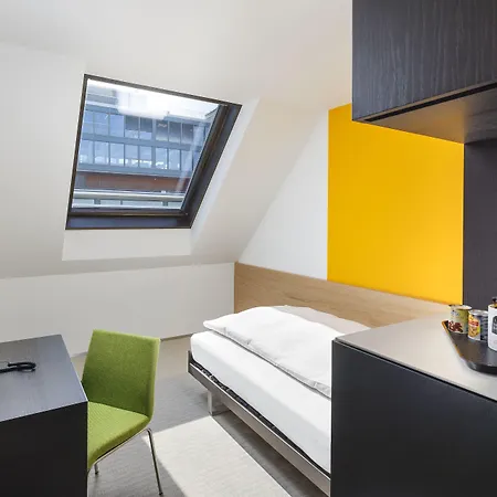 호텔 취리 바이 파스빈드 4*