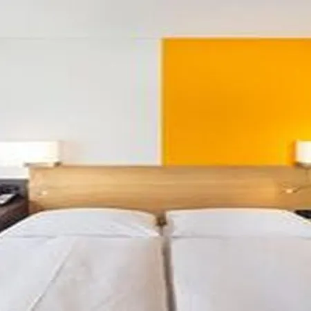 祖利法斯班德酒店 酒店 4*