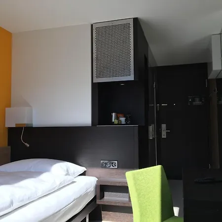 Zueri By Fassbind Szálloda 4*