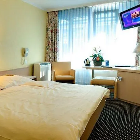 Hotel Zueri By Fassbind